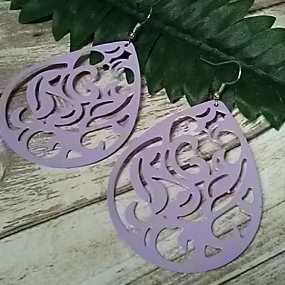 Jesi's Fashionz Jewelry - E1175 Lilac Filigree Teardrop Earrings